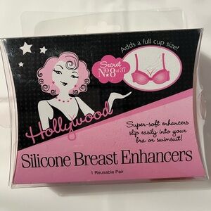 Hollywood Fashion Secrets Silicone Breast Enhancers No 8, 1 Reusable NEW in PACK